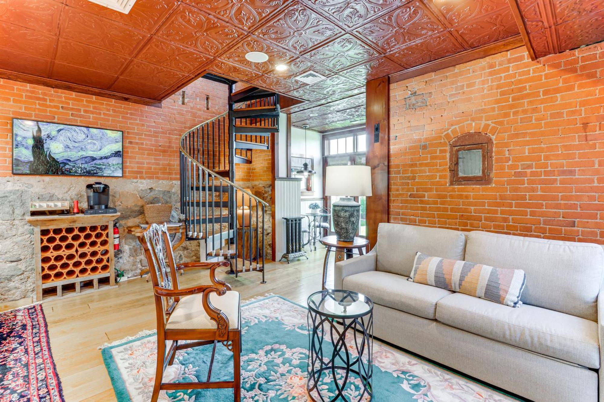 Downtown Essex Apartment - Steps To River! Exterior foto